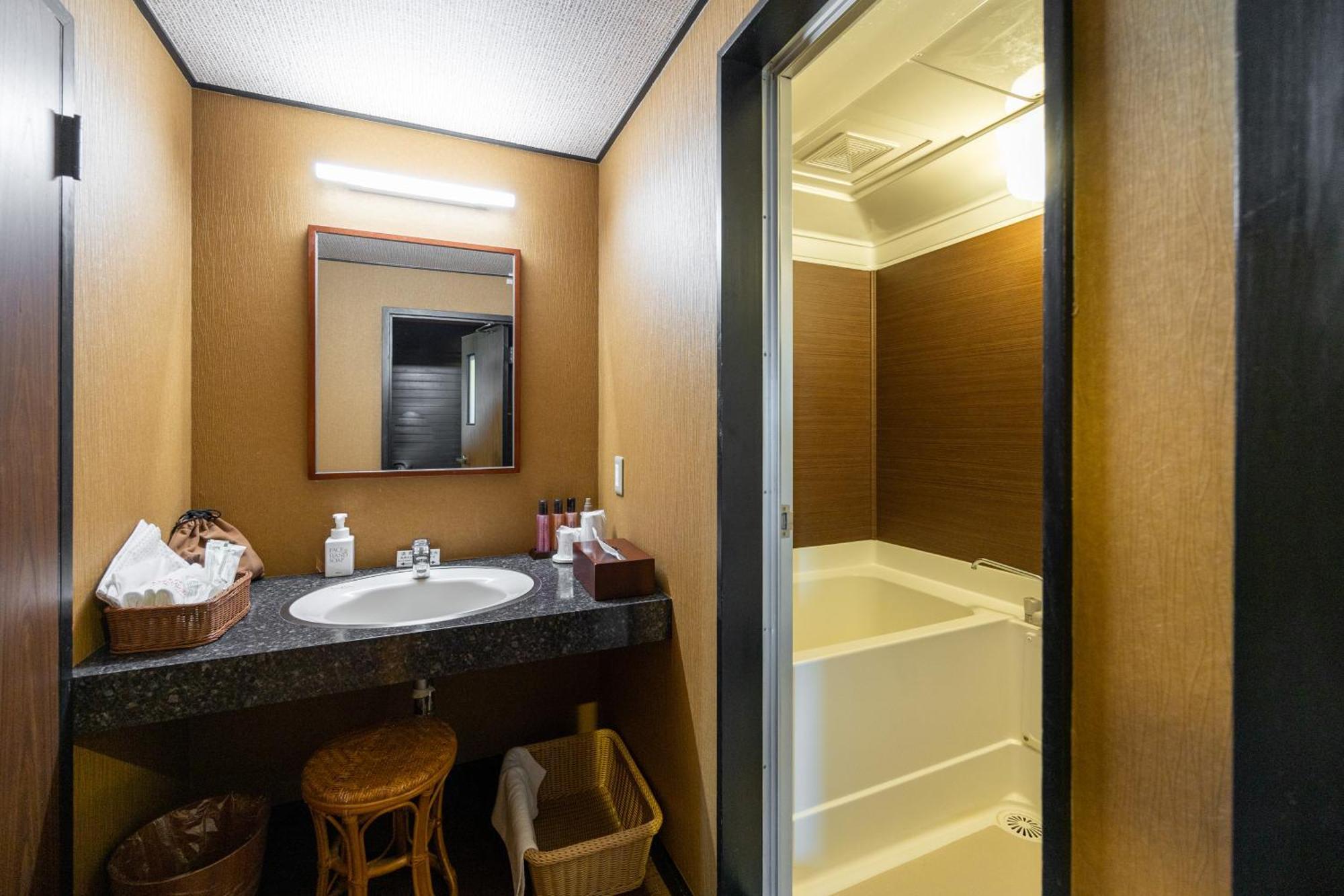 Atagawa Prince Hotel Хигасиидзу Экстерьер фото